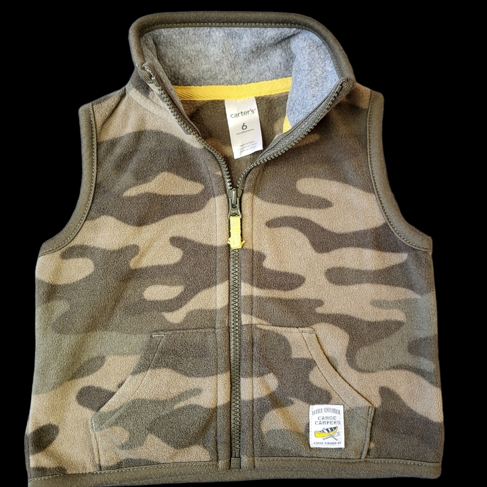 Carter's vest 6M